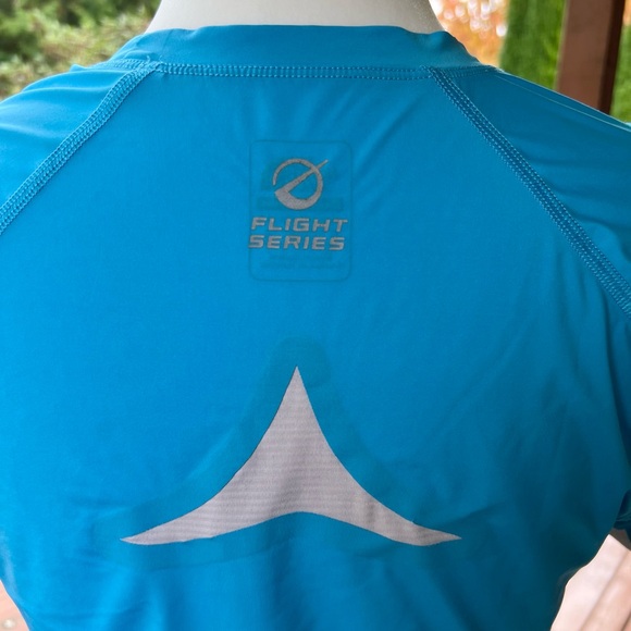 North Face Blue Flight Series Short Sleeve Lightweight Running Shirt Top Small - Picture 5 of 8